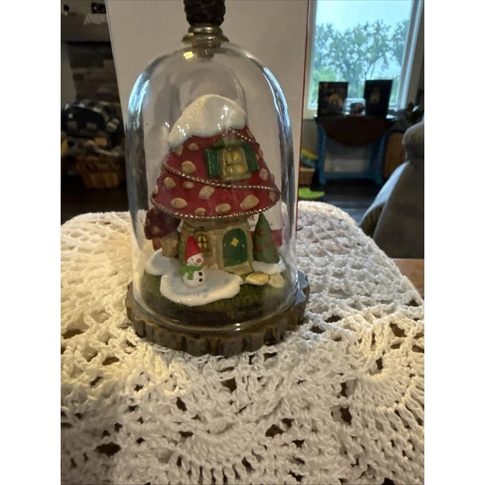 Hallmark Keepsake Ornament A Home for a Gnome 2014 Mushroom House Dome